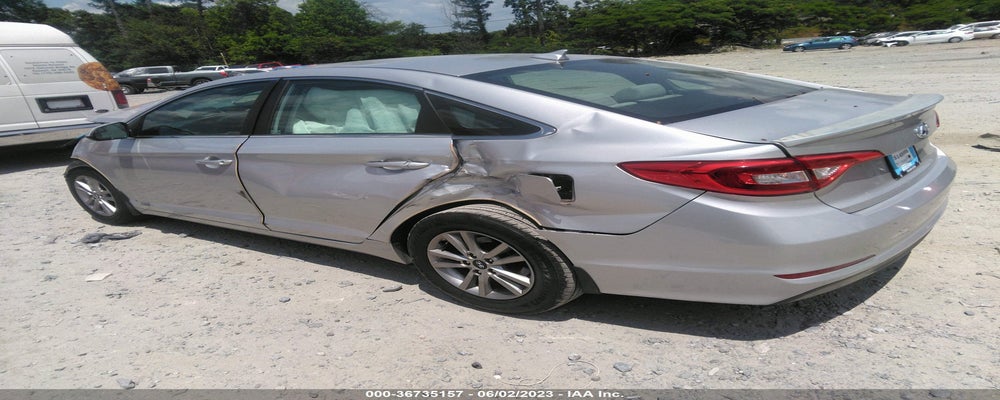 5NPE24AF6FH212875 2015 HYUNDAI SONATA photo no. 3