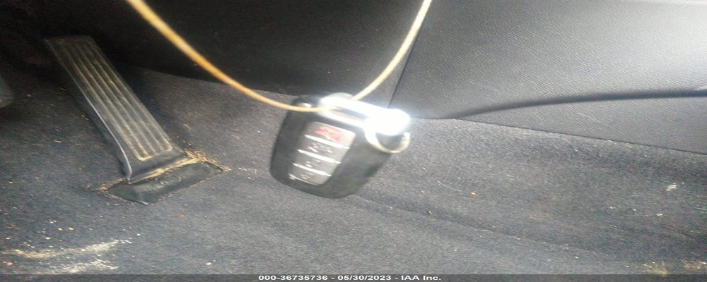 5NPEC4AC2BH065192 2011 HYUNDAI SONATA photo no. 11
