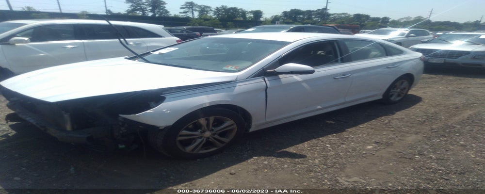 5NPE34AF8JH608246 2018 HYUNDAI SONATA photo no. 2