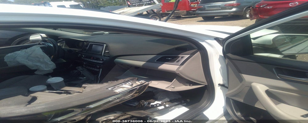 5NPE34AF8JH608246 2018 HYUNDAI SONATA photo no. 5