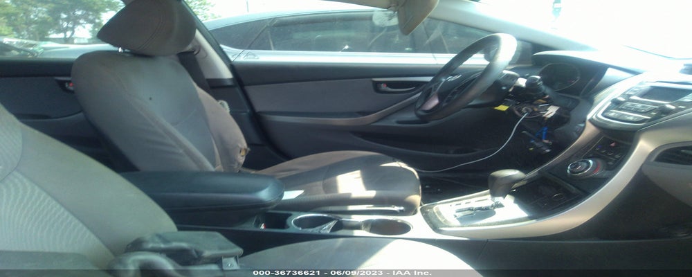 5NPDH4AE4DH373644 2013 HYUNDAI ELANTRA photo no. 5