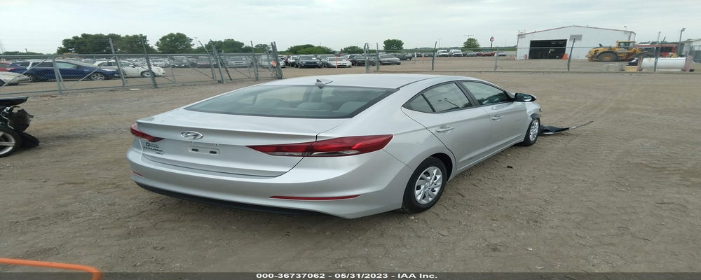 5NPD74LF3HH131104 2017 HYUNDAI ELANTRA photo no. 4
