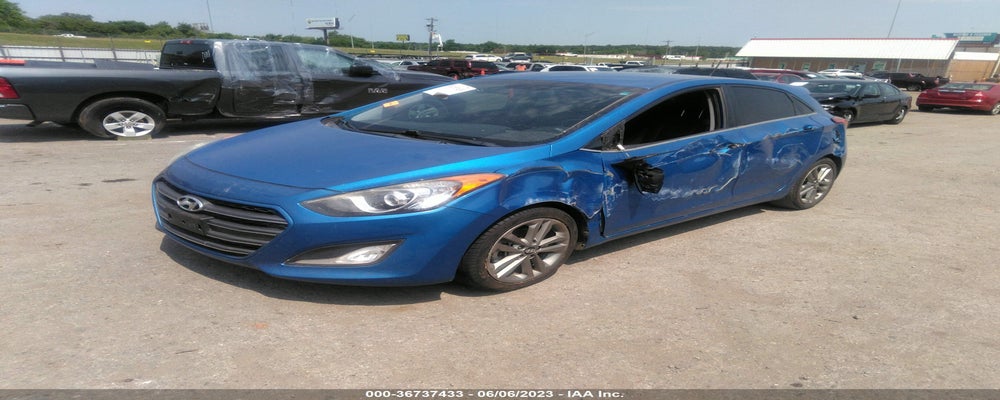 KMHD35LH4HU349833 2017 HYUNDAI ELANTRA GT photo no. 2