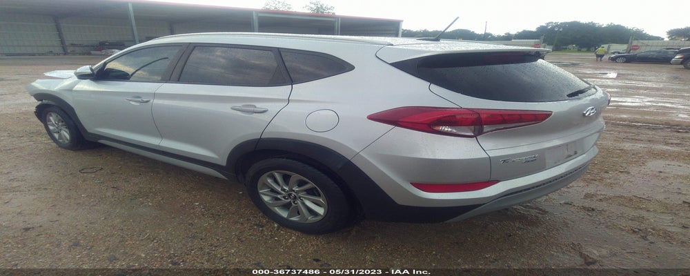 KM8J33A2XHU549301 2017 HYUNDAI TUCSON photo no. 3