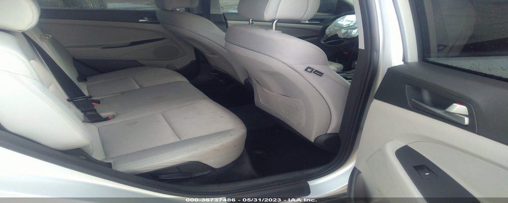 KM8J33A2XHU549301 2017 HYUNDAI TUCSON photo no. 8