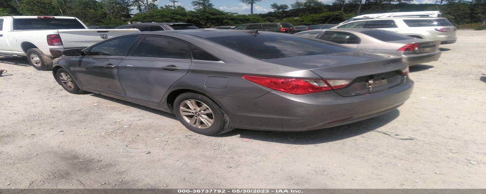 5NPEB4AC7DH630915 2013 HYUNDAI SONATA photo no. 3