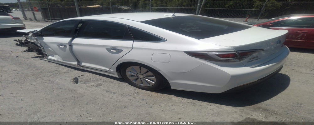 KMHE24L39HA071311 2017 HYUNDAI SONATA HYBRID photo no. 3