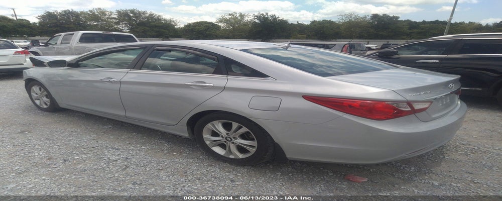 5NPEC4ACXDH801217 2013 HYUNDAI SONATA photo no. 3