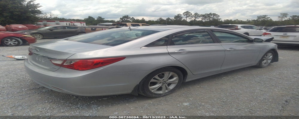 5NPEC4ACXDH801217 2013 HYUNDAI SONATA photo no. 4