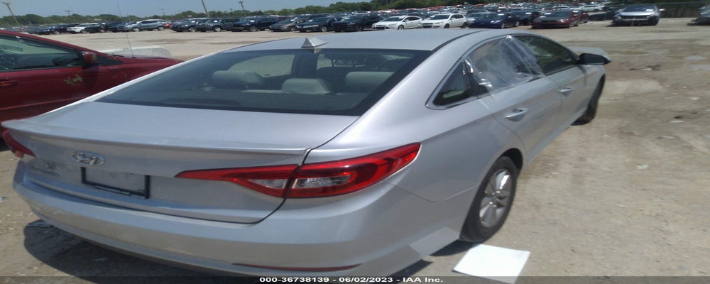 5NPE24AF9FH054841 2015 HYUNDAI SONATA photo no. 4