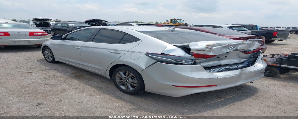 5NPD84LF9JH381675 2018 HYUNDAI ELANTRA photo no. 3