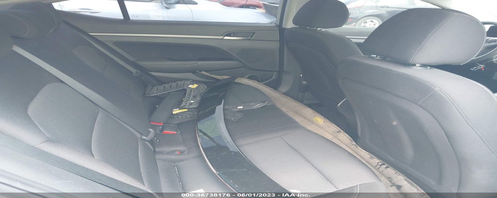 5NPD84LF9JH381675 2018 HYUNDAI ELANTRA photo no. 8