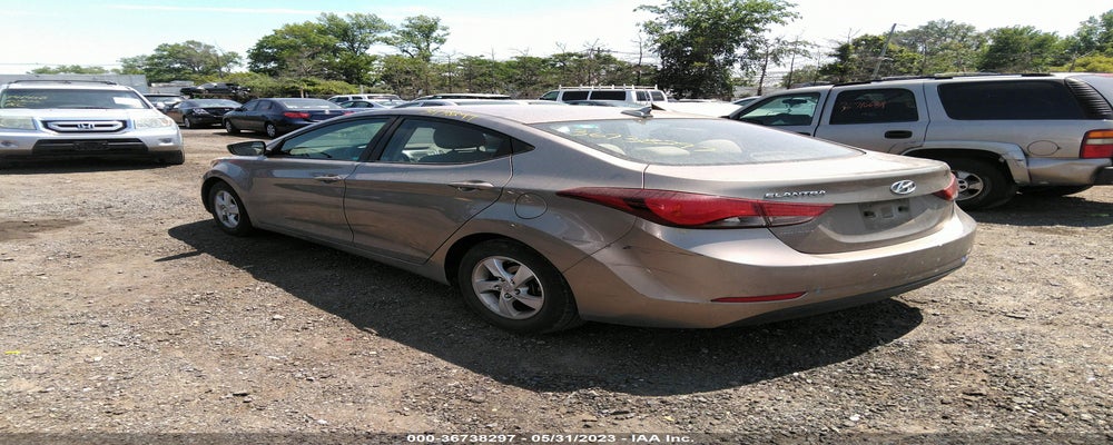 5NPDH4AE6GH676381 2016 HYUNDAI ELANTRA photo no. 3