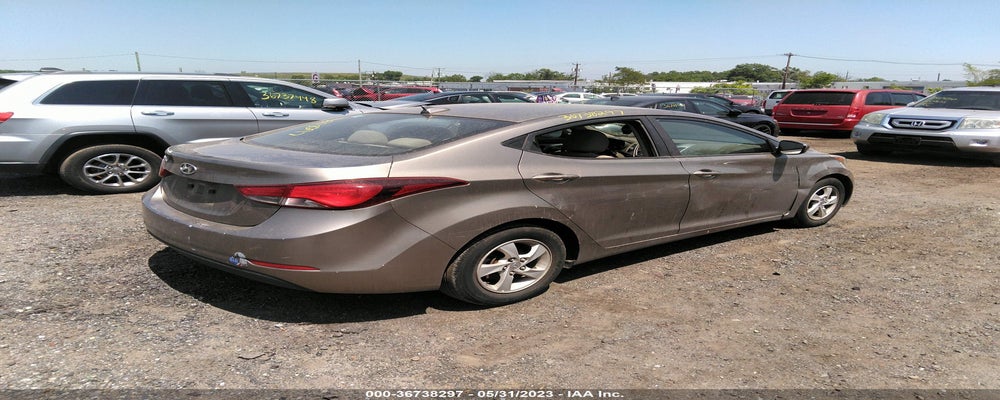 5NPDH4AE6GH676381 2016 HYUNDAI ELANTRA photo no. 4