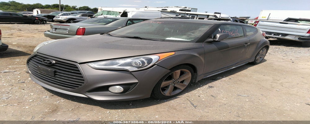 KMHTC6AE9DU171678 2013 HYUNDAI VELOSTER photo no. 2