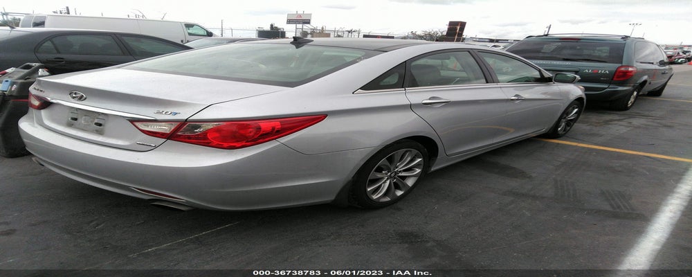 5NPEC4AB2CH372337 2012 HYUNDAI SONATA photo no. 4