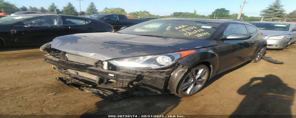KMHTC6AD4GU299984 2016 HYUNDAI VELOSTER photo no. 2