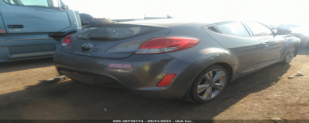 KMHTC6AD4GU299984 2016 HYUNDAI VELOSTER photo no. 4