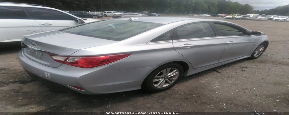 5NPEB4AC9EH937326 2014 HYUNDAI SONATA photo no. 4