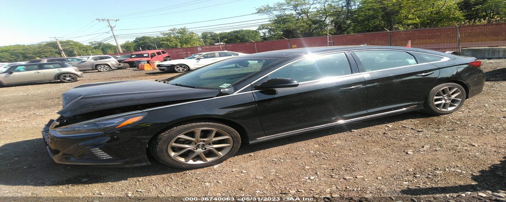 5NPE34AB4JH715131 2018 HYUNDAI SONATA photo no. 2