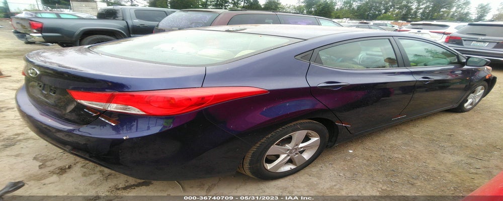 5NPDH4AE8DH451441 2013 HYUNDAI ELANTRA photo no. 4