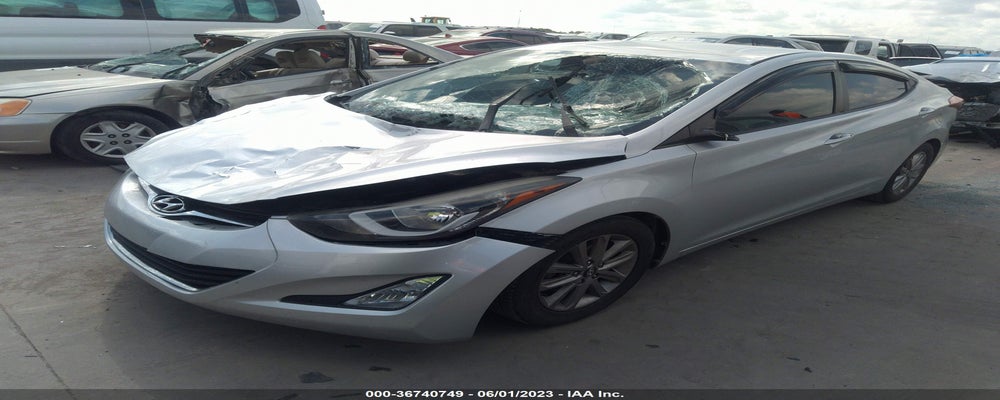 5NPDH4AE6FH586002 2015 HYUNDAI ELANTRA photo no. 2