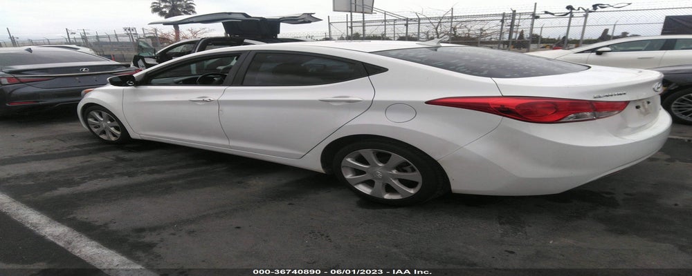 5NPDH4AE9DH435233 2013 HYUNDAI ELANTRA photo no. 3