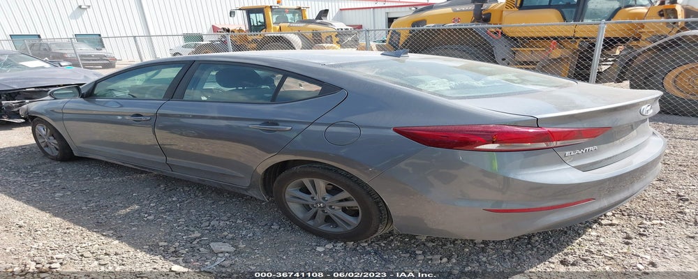 KMHD84LF6JU658543 2018 HYUNDAI ELANTRA photo no. 3
