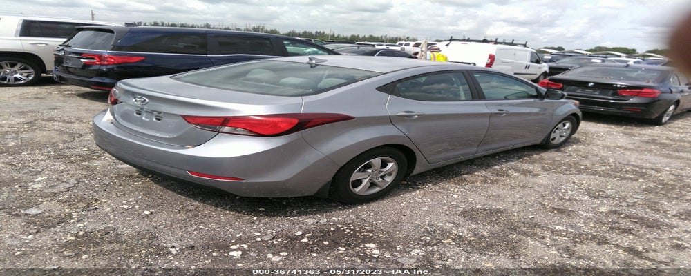 5NPDH4AE4FH593188 2015 HYUNDAI ELANTRA photo no. 4