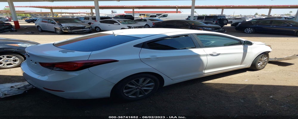 5NPDH4AEXGH742432 2016 HYUNDAI ELANTRA photo no. 4