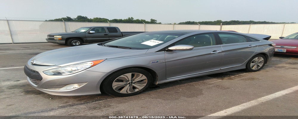 KMHEC4A4XFA124510 2015 HYUNDAI SONATA HYBRID photo no. 2
