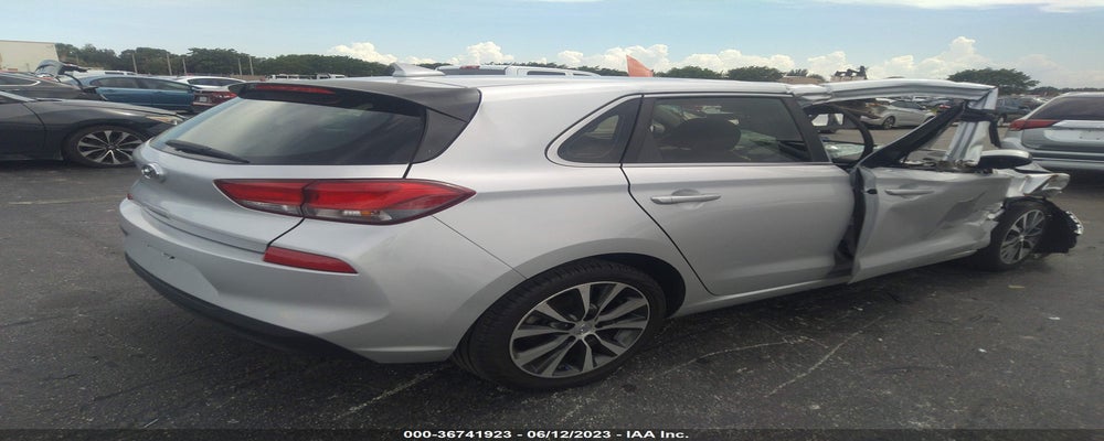 KMHH35LE9KU098774 2019 HYUNDAI ELANTRA GT photo no. 4