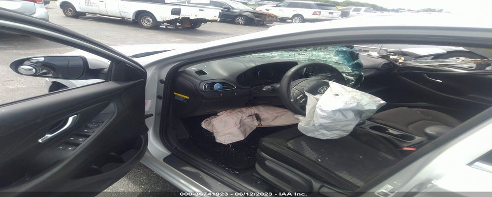 KMHH35LE9KU098774 2019 HYUNDAI ELANTRA GT photo no. 5