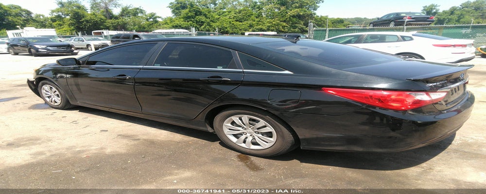 5NPEB4AC4BH270659 2011 HYUNDAI SONATA photo no. 3