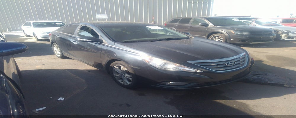 5NPEC4ACXBH014958 2011 HYUNDAI SONATA photo no. 12