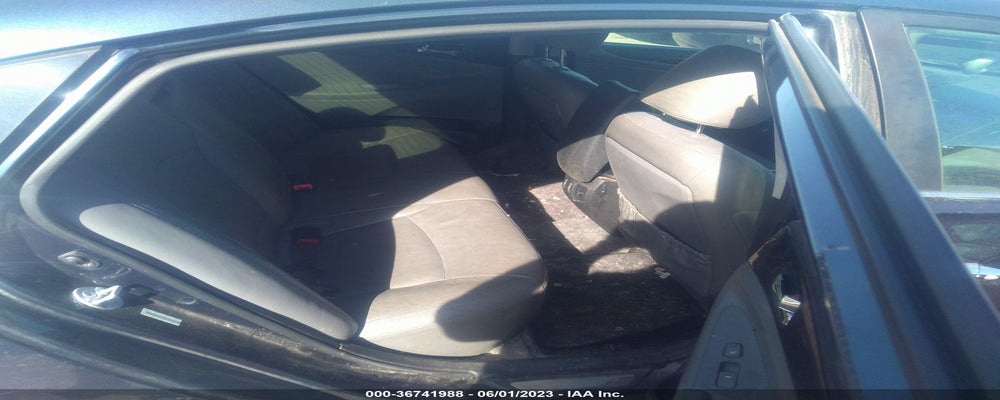 5NPEC4ACXBH014958 2011 HYUNDAI SONATA photo no. 8