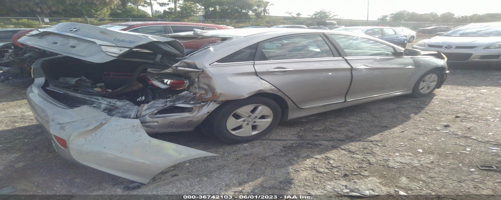 KMHEC4A46BA005007 2011 HYUNDAI SONATA photo no. 4