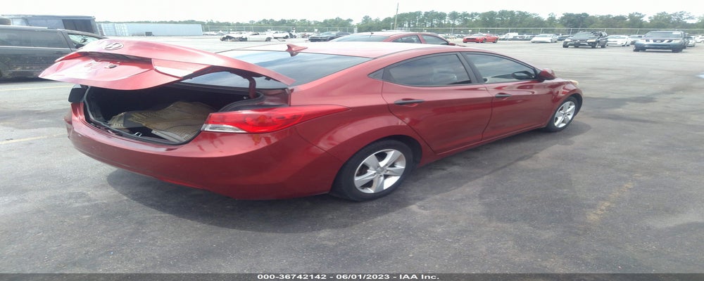5NPDH4AE1DH291256 2013 HYUNDAI ELANTRA photo no. 4