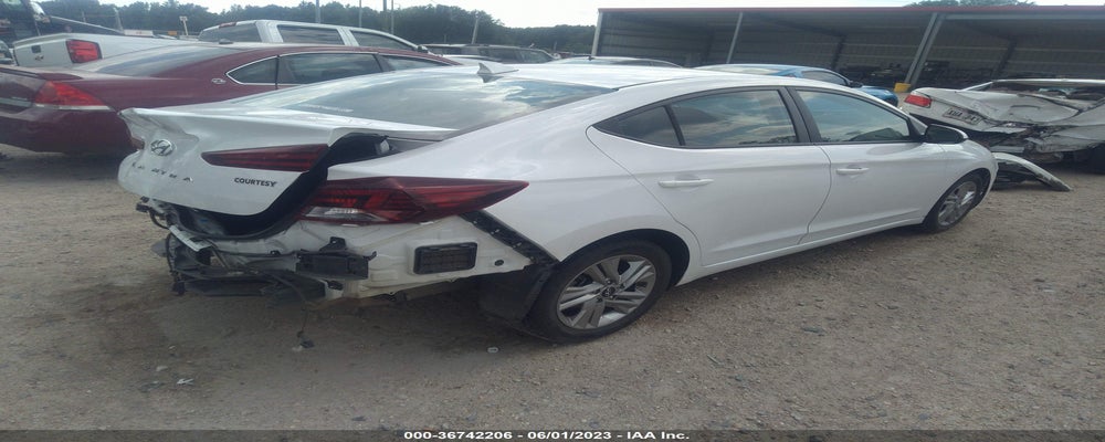 5NPD84LF7LH558050 2020 HYUNDAI ELANTRA photo no. 4