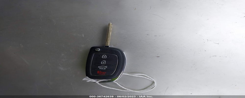 5NPE24AF2HH563057 2017 HYUNDAI SONATA photo no. 11