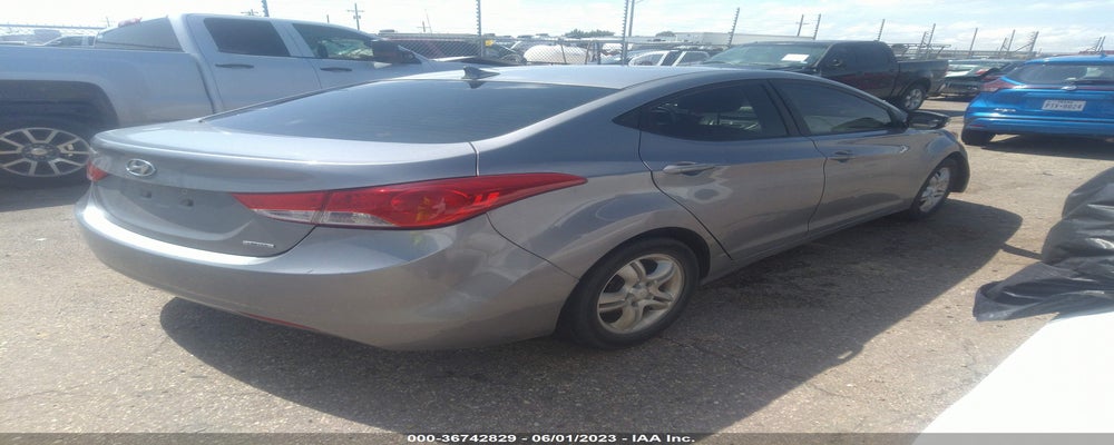 KMHDH4AE4BU172678 2011 HYUNDAI ELANTRA photo no. 4