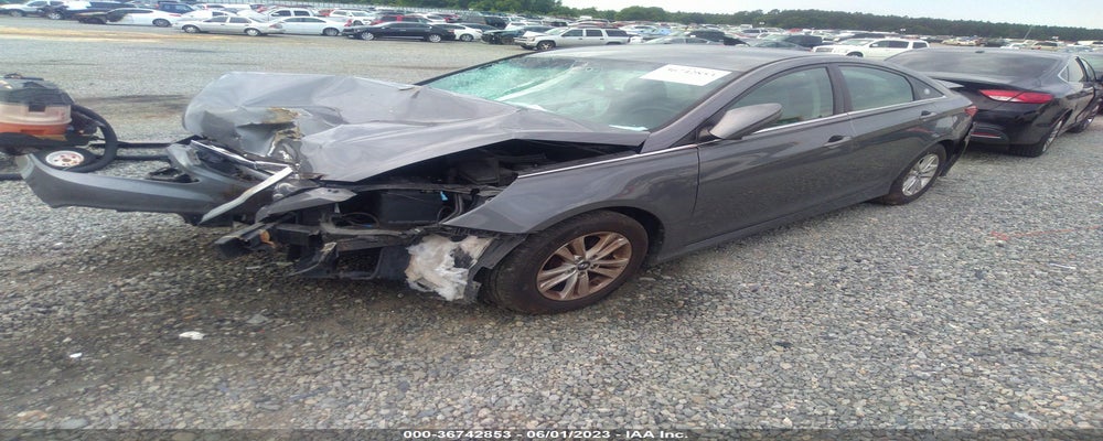 5NPEB4AC8EH840439 2014 HYUNDAI SONATA photo no. 2