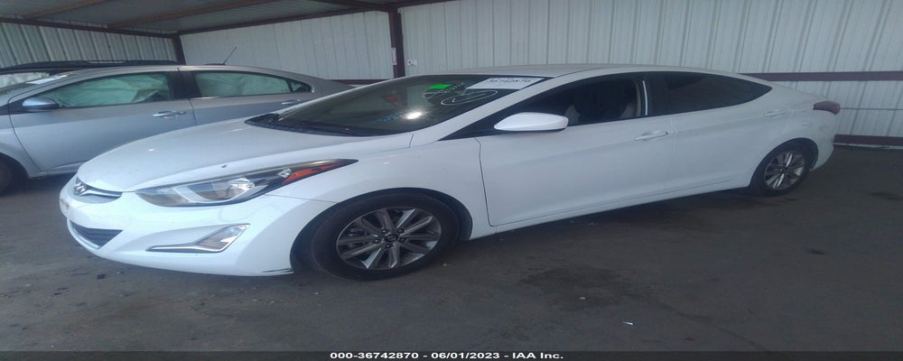5NPDH4AE0GH722819 2016 HYUNDAI ELANTRA photo no. 2