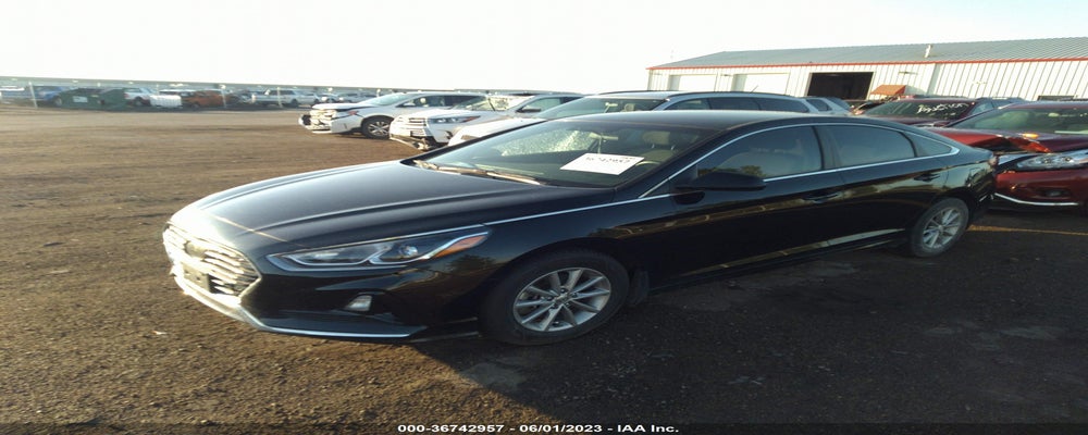 5NPE24AF3JH708242 2018 HYUNDAI SONATA photo no. 2