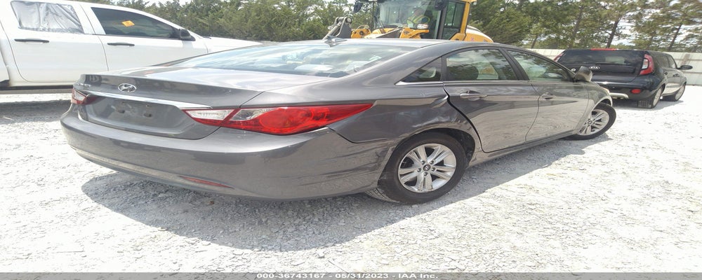 5NPEB4AC2DH788062 2013 HYUNDAI SONATA photo no. 4