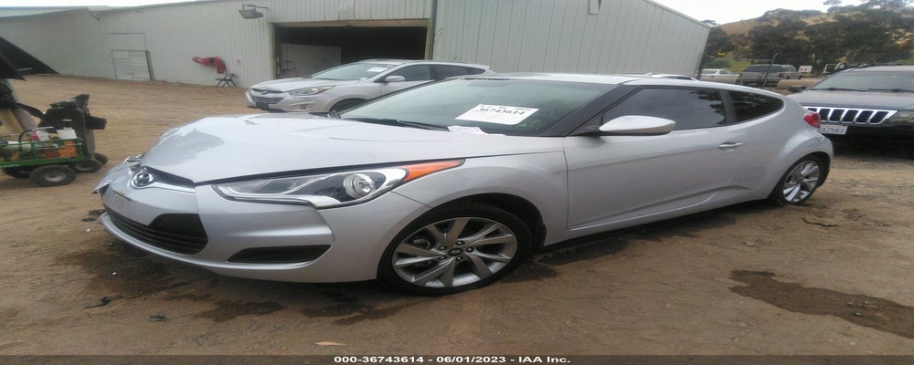 KMHTC6AD4GU286796 2016 HYUNDAI VELOSTER photo no. 2