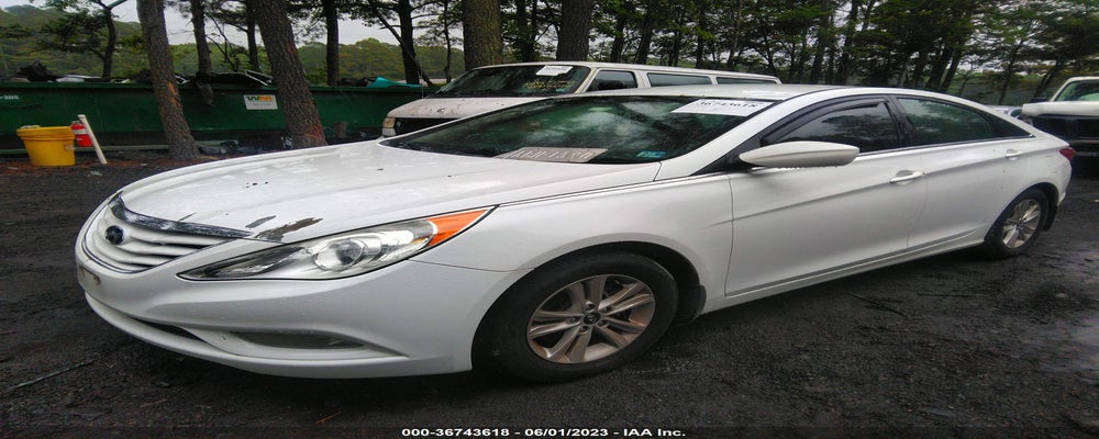 5NPEB4ACXDH651970 2013 HYUNDAI SONATA photo no. 2