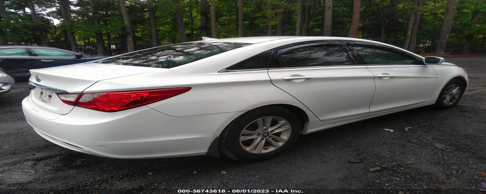 5NPEB4ACXDH651970 2013 HYUNDAI SONATA photo no. 4