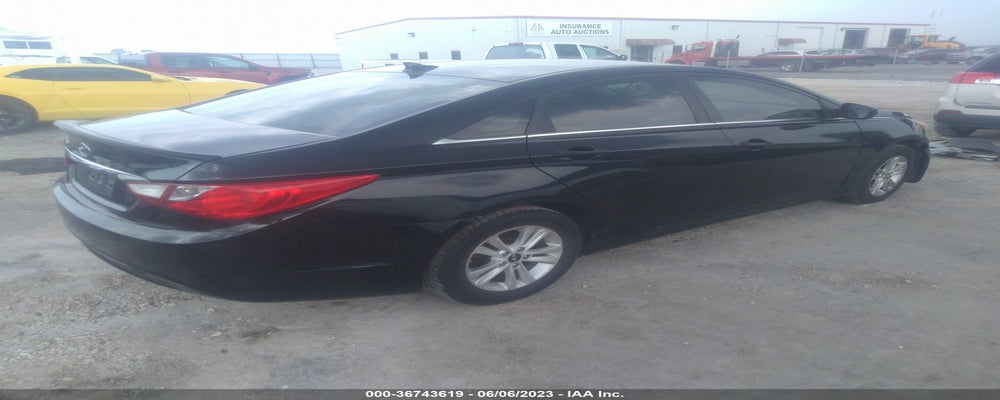 5NPEB4AC6DH625849 2013 HYUNDAI SONATA photo no. 4
