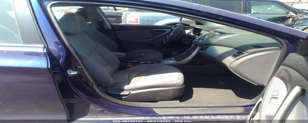 5NPDH4AE5DH195372 2013 HYUNDAI ELANTRA photo no. 5